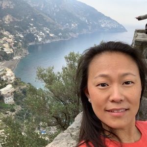 Meet your Posher, Heejean